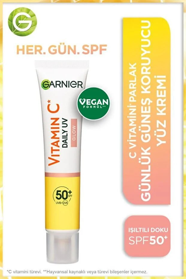 L'Oreal Paris Vitamin C Bright Daily Sunscreen Fluid Face Cream Shimmering Texture SPF50+ 40ml